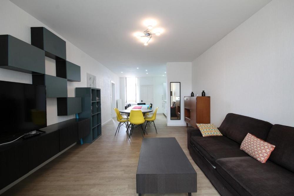 Appartements Le Cru Colbert بون المظهر الخارجي الصورة