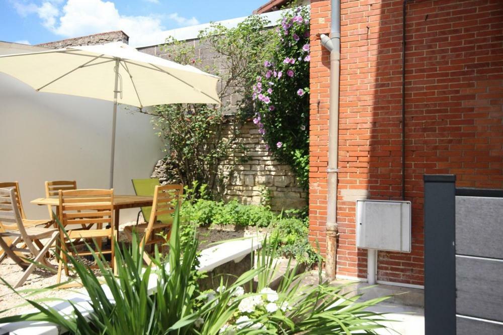 Appartements Le Cru Colbert بون المظهر الخارجي الصورة
